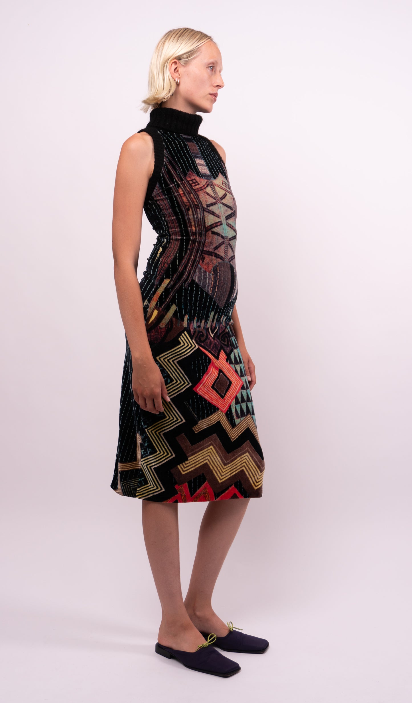 Legatte Jeans Fitted Tutleneck Printed Velvet Dress